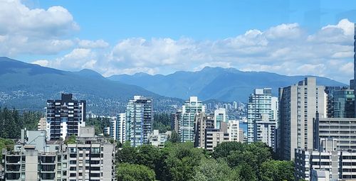 1806-1725 Pendrell Street Street, Vancouver, BC, V6G2X7 | Card Image