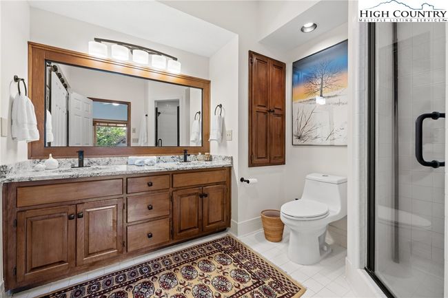 Primary with upgraded shower | Image 22