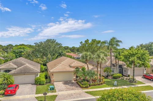 8046 Duomo Cir, Boynton Beach, FL, 33472-7127 | Card Image