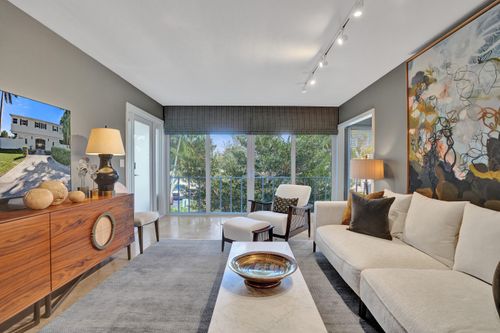 g-2430 Se 17th St, Fort Lauderdale, FL, 33316-3138 | Card Image