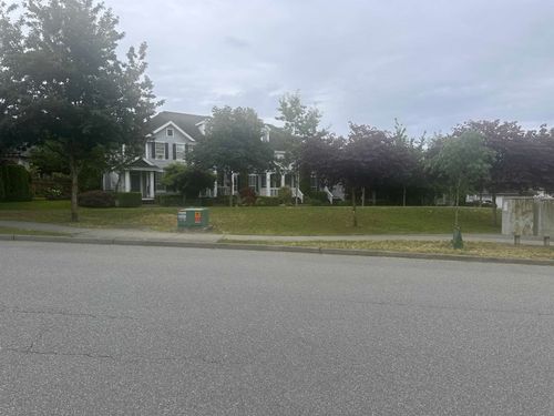 18043 70 Ave, Surrey, BC, V3S6X3 | Card Image