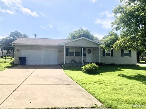 114 S White Oak St, Desloge, MO, 63601-2826 | Card Image