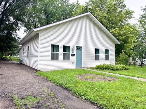 518 W Maple Ave, Fergus Falls, MN, 56537-1940 | Card Image