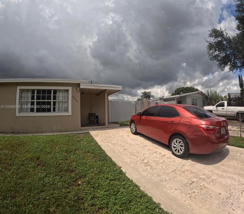 5720-5720 Sw 38th Ct, Davie, FL, 33314-2730 | Card Image