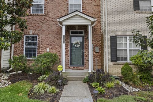 1105-3855 Lochdale Ter, Lexington, KY, 40514-1788 | Card Image