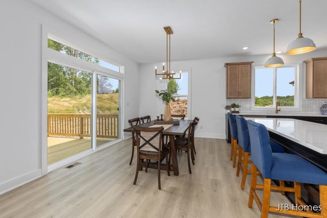 5899 Valley Point Dr Se, House other with 4 bedrooms, 3 bathrooms and null parking in Caledonia MI | Image 8