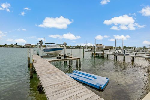 8441 Bayshore Dr, TREASURE ISLAND, FL, 33706-3487 | Card Image