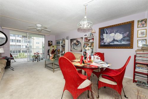 apt-507-619 Ne 14th Ave, Hallandale Beach, FL, 33009-3688 | Card Image