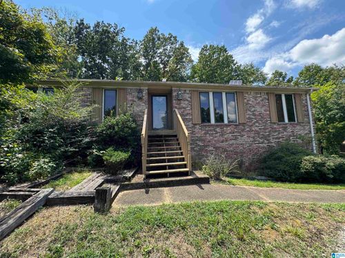 4526 Wooddale Dr, Pelham, AL, 35124-1031 | Card Image