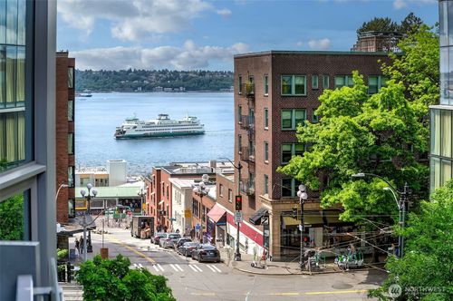 407-121 Stewart St, Seattle, WA, 98101-2415 | Card Image