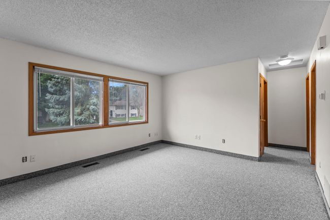 2115 Cliffview Dr, House other with 4 bedrooms, 2 bathrooms and null parking in Eagan MN | Image 4