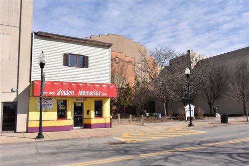 86 State St, Sharon, PA, 16146-1367 | Card Image