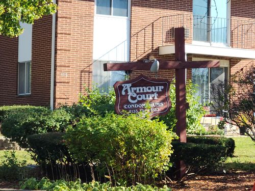 bldg-c-6143 W Howard Ave, GREENFIELD, WI, 53220-1932 | Card Image
