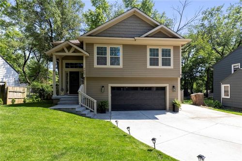7907 W 59th Ter, Merriam, KS, 66202-3005 | Card Image