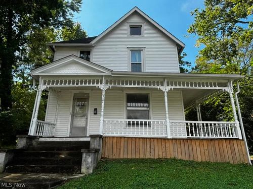 332 W Main St, Wilmington, OH, 45177-2157 | Card Image