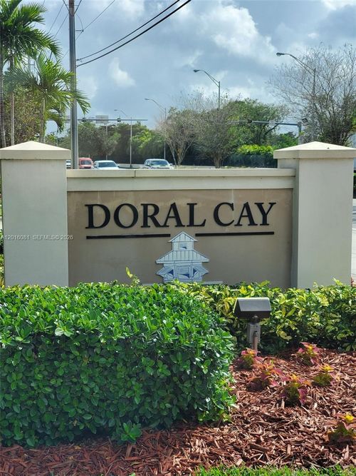 5810-5810 Nw 104th Path, Doral, FL, 33178-2616 | Card Image