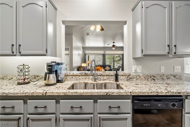 3337 Partridge Run St, Townhouse with 2 bedrooms, 2 bathrooms and null parking in Laughlin NV | Image 16