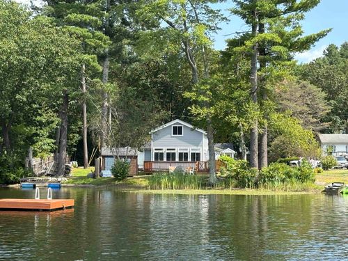 9 Hanson Way, Hollis, NH, 03049-6284 | Card Image