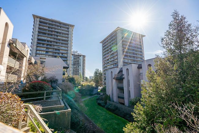 103 - 1955 Woodway Place, Condo with 1 bedrooms, 1 bathrooms and 1 parking in Burnaby BC | Image 22