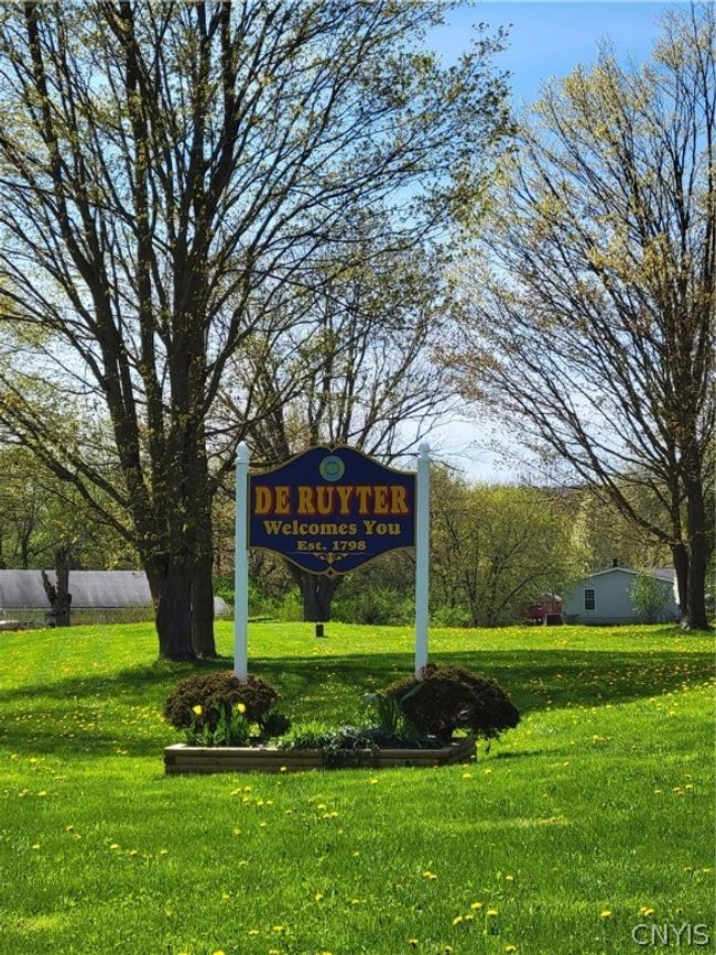 1579 Cortland Street, Sold in Deruyter Zoocasa