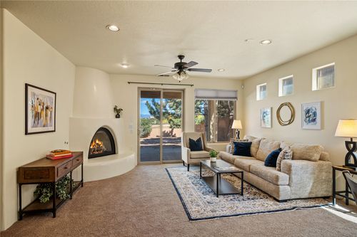 105 Via Orilla Dorado, Santa Fe, NM, 87508-1540 | Card Image
