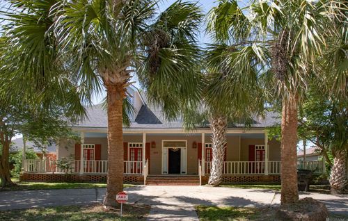 11101 Lake Forest Blvd, New Orleans, LA, 70128-2704 | Card Image