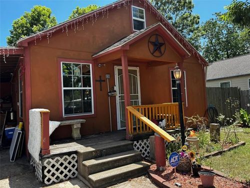 2317 35th Ave N, Texas City, TX, 77590-3856 | Card Image