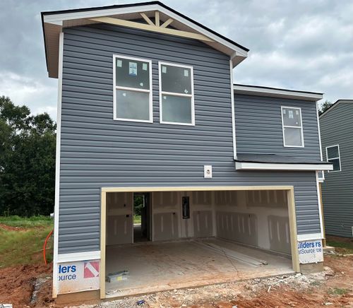 233 Green Pasture Rd, Fountain Inn, SC, 29644-6851 | Card Image