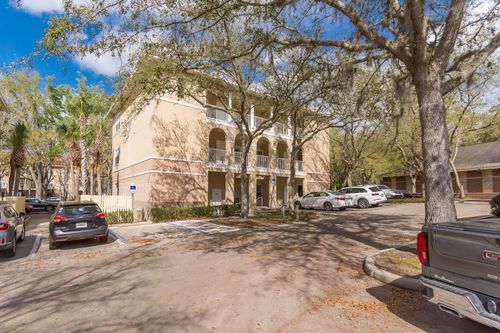 c201-9119 Sw 52nd Ave, GAINESVILLE, FL, 32608-3075 | Card Image