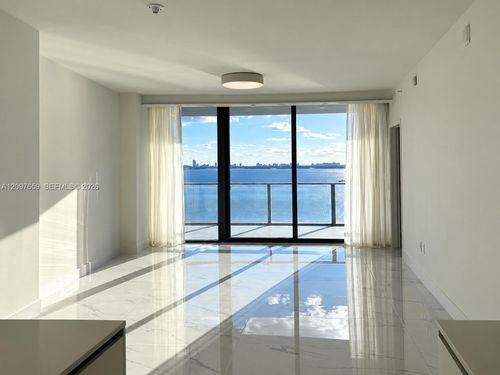 1204-700 Ne 24th St, Miami, FL, 33137-5502 | Card Image