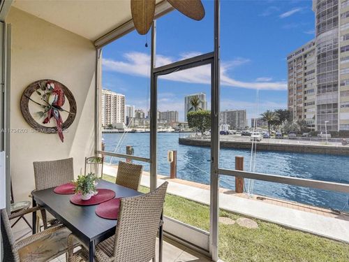 105-2600 Diana Dr, Hallandale Beach, FL, 33009-4827 | Card Image