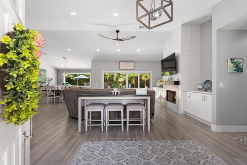 39369 Regency Way, Palm Desert, CA, 92211-7107 | Card Image