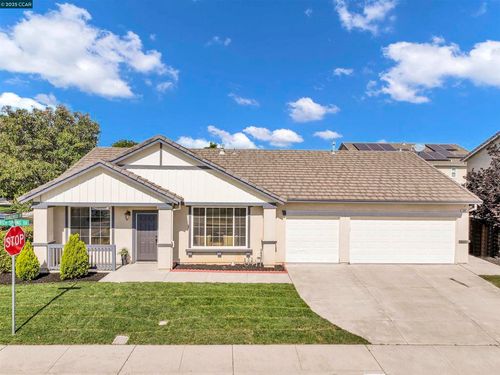 405 Rich Spring Dr, Pittsburg, CA, 94565-2494 | Card Image