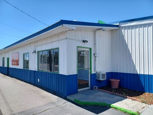 2-2052 Washburn Way, Klamath Falls, OR, 97603 | Card Image