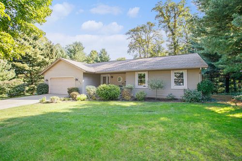 1570 Merry Brook St, Kalamazoo, MI, 49048-9262 | Card Image