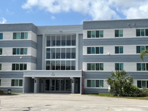a4k-14830 Naranja Lakes Boulevard, Homestead, FL, 33032 | Card Image