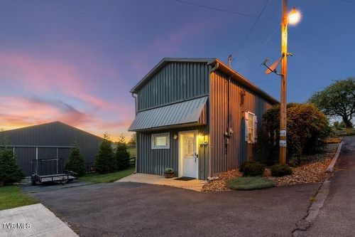 3224 Knob Creek Rd, Gray, TN, 37615-4558 | Card Image