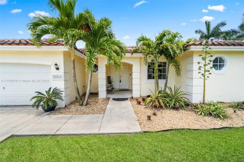 20438 Sw 327th St, Homestead, FL, 33030-2635 | Card Image