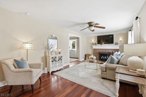 612 Passaic Ave, Nutley, NJ, 07110-1238 | Card Image