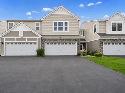 1904 Cobblestone Dr, Carpentersville, IL, 60110-1209 | Card Image