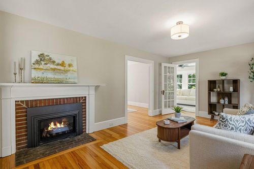 80 Madbury Road, Durham, NH, 03824 | Card Image