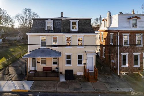 304 Jones Ave, Burlington City, NJ, 08016-1816 | Card Image