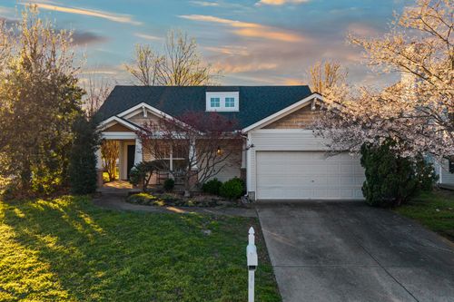 2001 Remington Park Rd, Hermitage, TN, 37076-1391 | Card Image