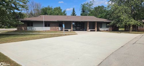 101 Kellys Ct, Forest City, IA, 50436-2245 | Card Image