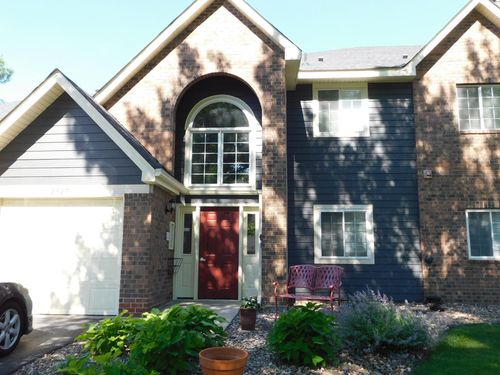 8-2527 Wilshire Ct, Mendota Heights, MN, 55120-1706 | Card Image
