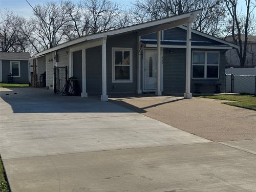902 W Avenue D, Midlothian, TX, 76065-2563 | Card Image