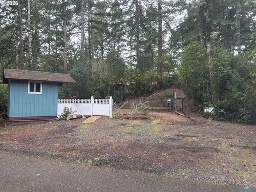 71 Castaway Cv, Florence, OR, 97439-7727 | Card Image