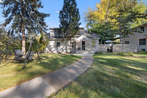 1300 Schletti St, Saint Paul, MN, 55117-4275 | Card Image