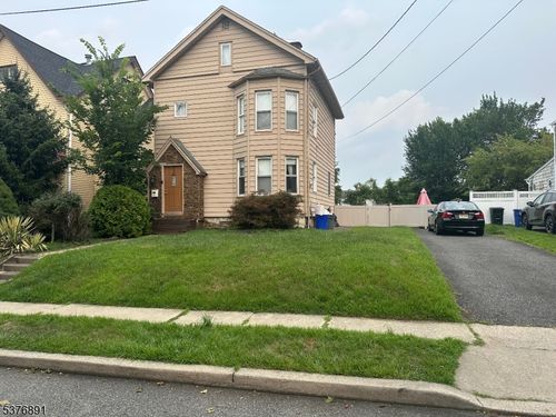 52 Lincoln Ave, Little Falls, NJ, 07424-1535 | Card Image