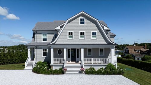 39 Avondale Rd, Westerly, RI, 02891-5003 | Card Image